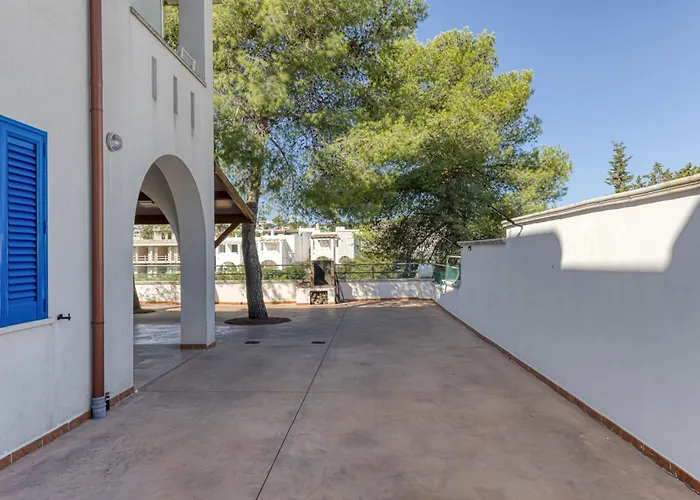 E E Leviche Дом отдыха